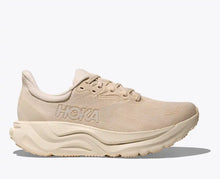 Women's Arahi 8
