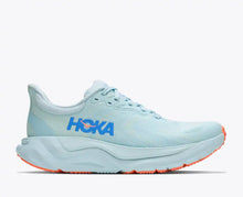 Women's Arahi 8