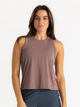 W Free Fly Elevate Lightweight Tank